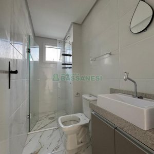 Apartamento com 81m², 2 dormitórios, 1 vaga, no bairro Nossa Senhora da Saúde em Caxias do Sul para Alugar