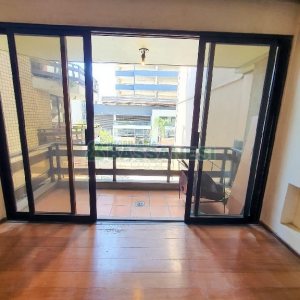 Apartamento com 118m², 3 dormitórios, 1 vaga, no bairro São Pelegrino em Caxias do Sul para Alugar