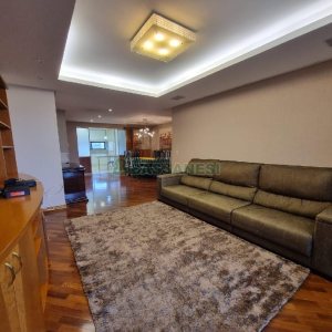 Apto Mobiliado com 200m², 3 dormitórios, 2 vagas, no bairro Medianeira em Caxias do Sul para Alugar