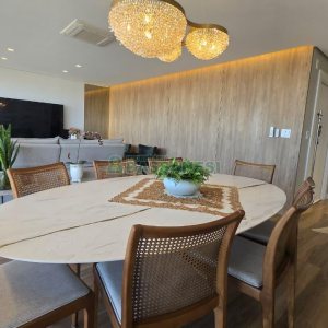 Apartamento com 178m², 3 dormitórios, 3 vagas, no bairro Centro em Caxias do Sul para Comprar