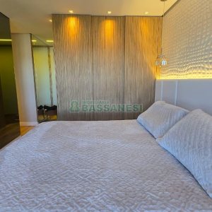 Apartamento com 178m², 3 dormitórios, 3 vagas, no bairro Centro em Caxias do Sul para Comprar