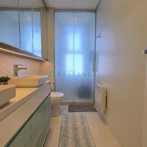 Apartamento com 178m², 3 dormitórios, 3 vagas, no bairro Centro em Caxias do Sul para Comprar