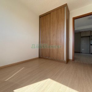 Apartamento com 62m², 2 dormitórios, 1 vaga, no bairro Cidade Nova em Caxias do Sul para Alugar