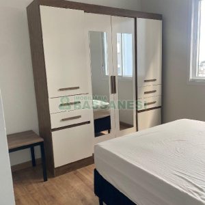 Apto Mobiliado com 55m², 2 dormitórios, 1 vaga, no bairro De Lazzer em Caxias do Sul para Alugar