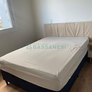 Apto Mobiliado com 55m², 2 dormitórios, 1 vaga, no bairro De Lazzer em Caxias do Sul para Alugar