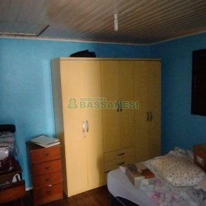 Casa com 100m², 2 dormitórios, 1 vaga, no bairro Nossa Senhora da Conceição em Caxias do Sul para Comprar