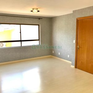 Apartamento com 78m², 2 dormitórios, 1 vaga, no bairro Colina Sorriso em Caxias do Sul para Alugar
