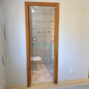 Apartamento com 78m², 2 dormitórios, 1 vaga, no bairro Colina Sorriso em Caxias do Sul para Alugar