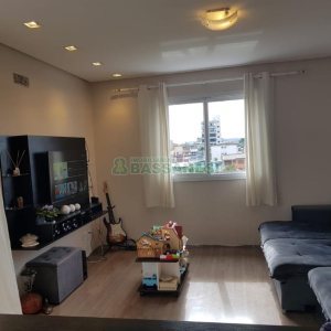 Apartamento com 94m², 3 dormitórios, 2 vagas, no bairro Jardim América em Caxias do Sul para Comprar