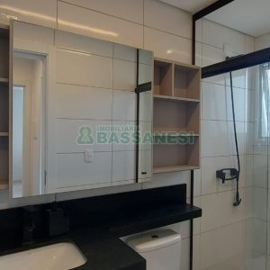 Apto Mobiliado com 60m², 2 dormitórios, 2 vagas, no bairro Santa Catarina em Caxias do Sul para Alugar ou Comprar