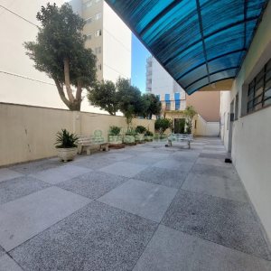 Apto Mobiliado com 68m², 3 dormitórios, no bairro Centro em Caxias do Sul para Alugar