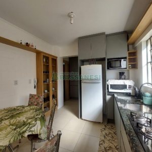 Apto Mobiliado com 68m², 3 dormitórios, no bairro Centro em Caxias do Sul para Alugar