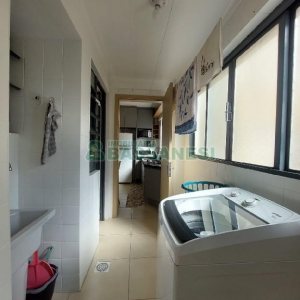 Apto Mobiliado com 68m², 3 dormitórios, no bairro Centro em Caxias do Sul para Alugar