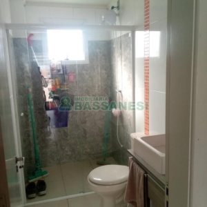 Apartamento com 50m², 2 dormitórios, 1 vaga, no bairro Desvio Rizzo em Caxias do Sul para Comprar
