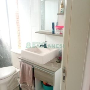Apartamento com 50m², 2 dormitórios, 1 vaga, no bairro Desvio Rizzo em Caxias do Sul para Comprar
