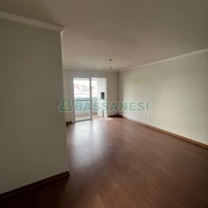 Apartamento com 94m², 2 dormitórios, 1 vaga, no bairro Sagrada Família em Caxias do Sul para Comprar