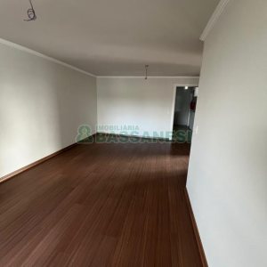 Apartamento com 94m², 2 dormitórios, 1 vaga, no bairro Sagrada Família em Caxias do Sul para Comprar