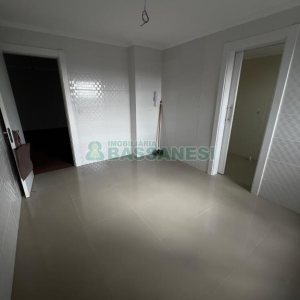 Apartamento com 94m², 2 dormitórios, 1 vaga, no bairro Sagrada Família em Caxias do Sul para Comprar