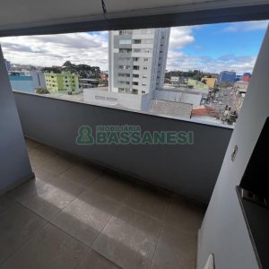 Apartamento com 94m², 2 dormitórios, 1 vaga, no bairro Sagrada Família em Caxias do Sul para Comprar