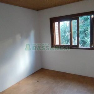 Casa com 242m², 3 dormitórios, 2 vagas, no bairro Forqueta em Caxias do Sul para Comprar