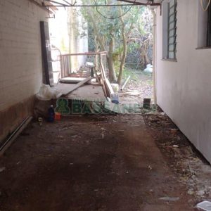 Casa com 242m², 3 dormitórios, 2 vagas, no bairro Forqueta em Caxias do Sul para Comprar