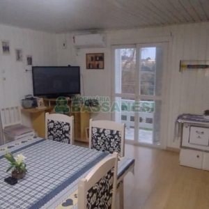 Casa com 136m², 3 dormitórios, 3 vagas, no bairro Diamantino em Caxias do Sul para Comprar