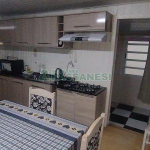 Casa com 136m², 3 dormitórios, 3 vagas, no bairro Diamantino em Caxias do Sul para Comprar