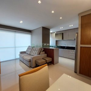 Apto Mobiliado com 72m², 2 dormitórios, 2 vagas, no bairro São Leopoldo em Caxias do Sul para Alugar