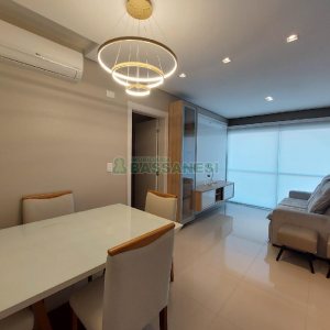 Apto Mobiliado com 72m², 2 dormitórios, 2 vagas, no bairro São Leopoldo em Caxias do Sul para Alugar