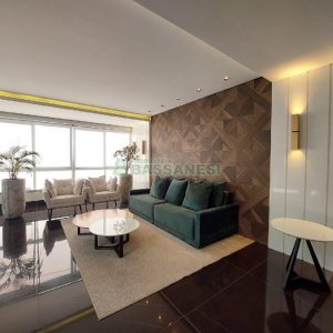 Apto Mobiliado com 72m², 2 dormitórios, 2 vagas, no bairro São Leopoldo em Caxias do Sul para Alugar