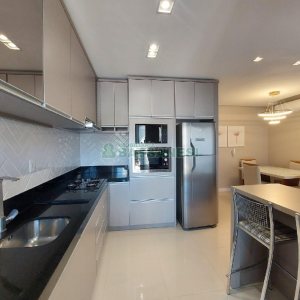 Apto Mobiliado com 72m², 2 dormitórios, 2 vagas, no bairro São Leopoldo em Caxias do Sul para Alugar