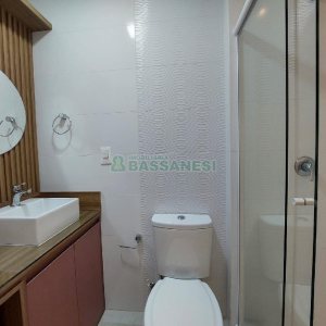 Apto Mobiliado com 72m², 2 dormitórios, 2 vagas, no bairro São Leopoldo em Caxias do Sul para Alugar