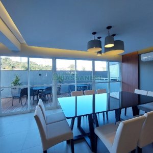 Apto Mobiliado com 72m², 2 dormitórios, 2 vagas, no bairro São Leopoldo em Caxias do Sul para Alugar