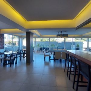 Apto Mobiliado com 72m², 2 dormitórios, 2 vagas, no bairro São Leopoldo em Caxias do Sul para Alugar