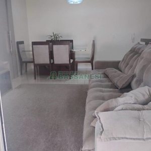 Apartamento com 176m², 2 dormitórios, 2 vagas, no bairro Charqueadas em Caxias do Sul para Comprar