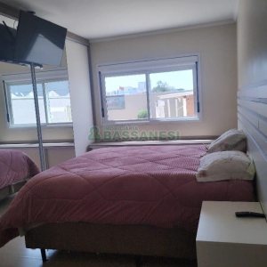 Apartamento com 176m², 2 dormitórios, 2 vagas, no bairro Charqueadas em Caxias do Sul para Comprar