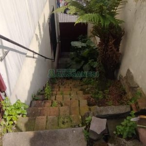 Casa com 120m², 3 dormitórios, 1 vaga, no bairro São Pelegrino em Caxias do Sul para Comprar