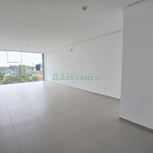 Sala com 55m², no bairro Desvio Rizzo em Caxias do Sul para Alugar