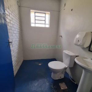 Casa Comercial com 400m², no bairro Santa Catarina em Caxias do Sul para Alugar