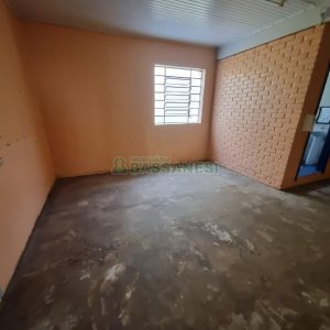 Casa Comercial com 400m², no bairro Santa Catarina em Caxias do Sul para Alugar