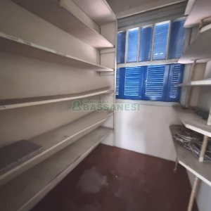 Casa Comercial com 400m², no bairro Santa Catarina em Caxias do Sul para Alugar