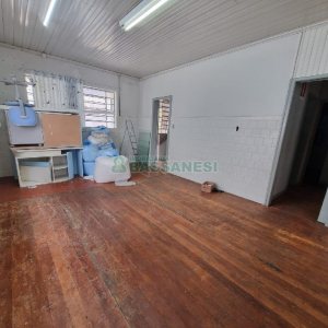 Casa Comercial com 400m², no bairro Santa Catarina em Caxias do Sul para Alugar