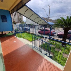 Casa Comercial com 400m², no bairro Santa Catarina em Caxias do Sul para Alugar