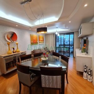 Apto Mobiliado com 115m², 3 dormitórios, 2 vagas, no bairro Centro em Caxias do Sul para Alugar