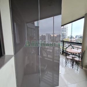 Apto Mobiliado com 115m², 3 dormitórios, 2 vagas, no bairro Centro em Caxias do Sul para Alugar