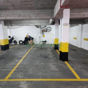 Apto Mobiliado com 115m², 3 dormitórios, 2 vagas, no bairro Centro em Caxias do Sul para Alugar