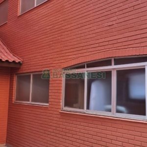 Apartamento com 89m², 2 dormitórios, 2 vagas, no bairro Madureira em Caxias do Sul para Alugar