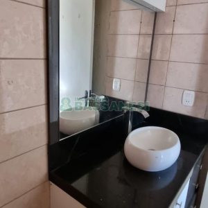 Apartamento com 89m², 2 dormitórios, 2 vagas, no bairro Madureira em Caxias do Sul para Alugar