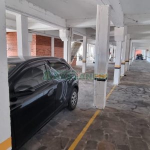 Apartamento com 89m², 2 dormitórios, 2 vagas, no bairro Madureira em Caxias do Sul para Alugar