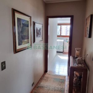 Apartamento com 171m², 3 dormitórios, 2 vagas, no bairro Centro em Caxias do Sul para Comprar